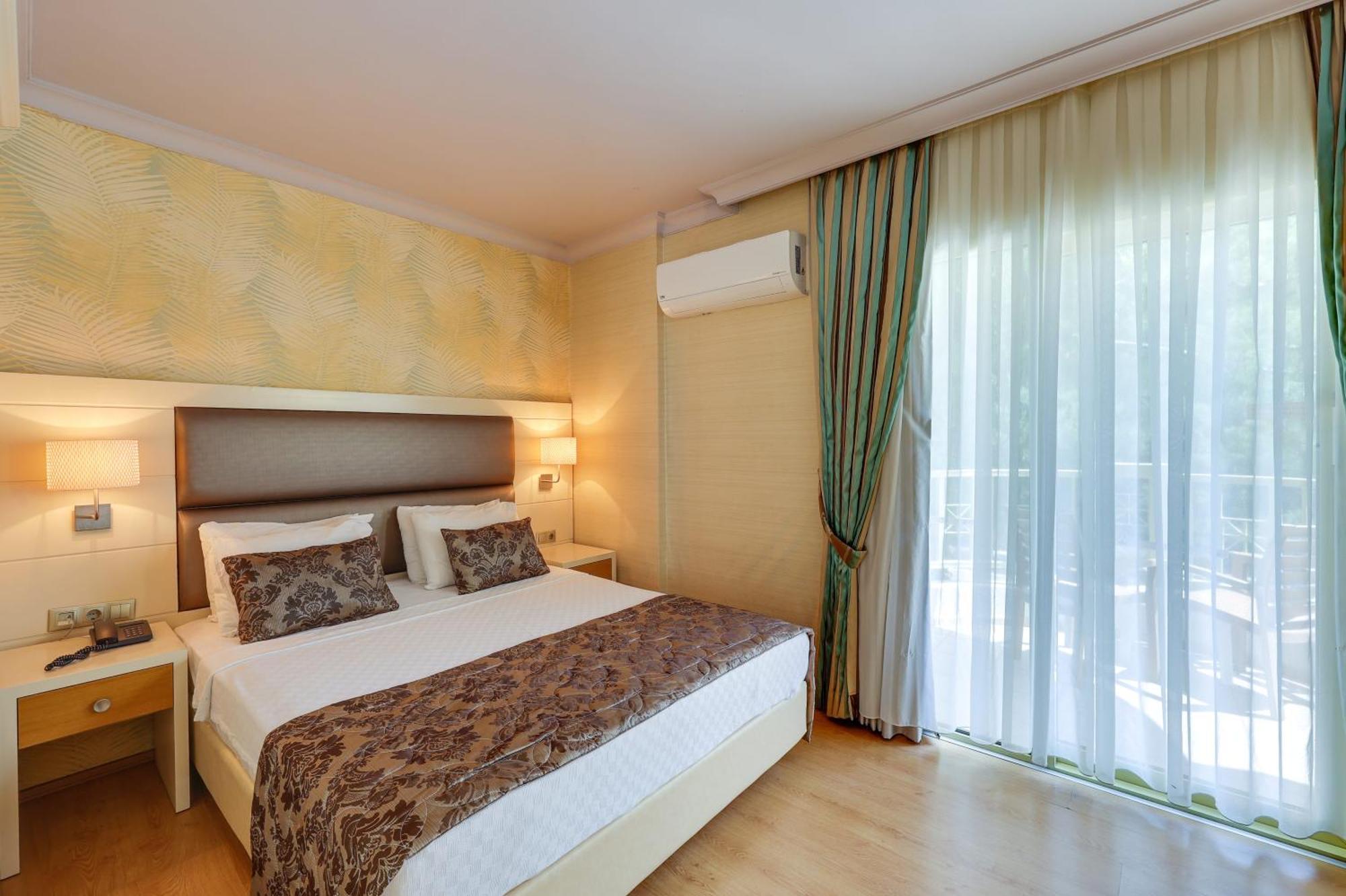 Grand Hotel Faros Мармарис Экстерьер фото